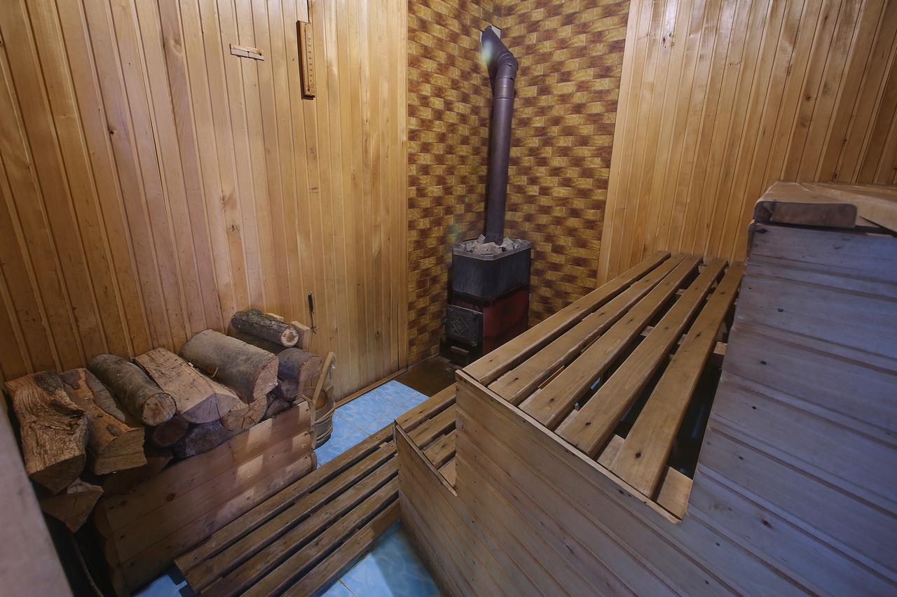 Greku Hotel Bukovel Bagian luar foto