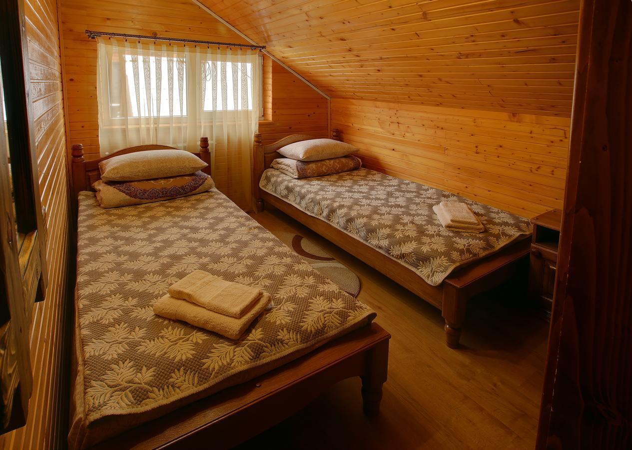 Greku Hotel Bukovel Bagian luar foto